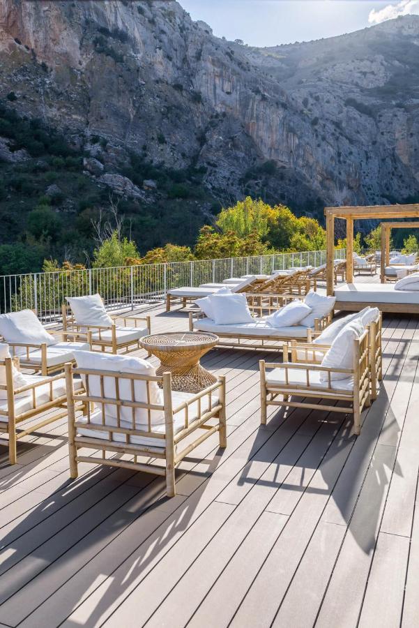 Отель Balneario Segura De Banos Сегура-де-лос-Баньос Экстерьер фото