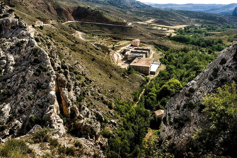 Отель Balneario Segura De Banos Сегура-де-лос-Баньос Экстерьер фото